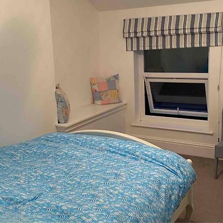 Lilly'S Cottage, Filey, Sleeps 8 エクステリア 写真