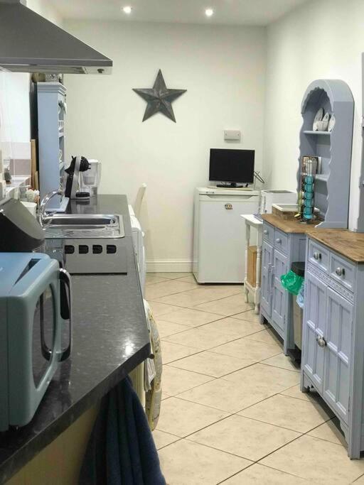Lilly'S Cottage, Filey, Sleeps 8 エクステリア 写真